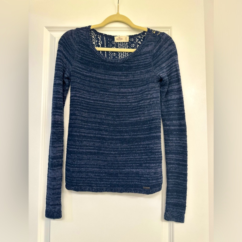 Perfect fall or spring light sweater Hollister knit front thick lace back